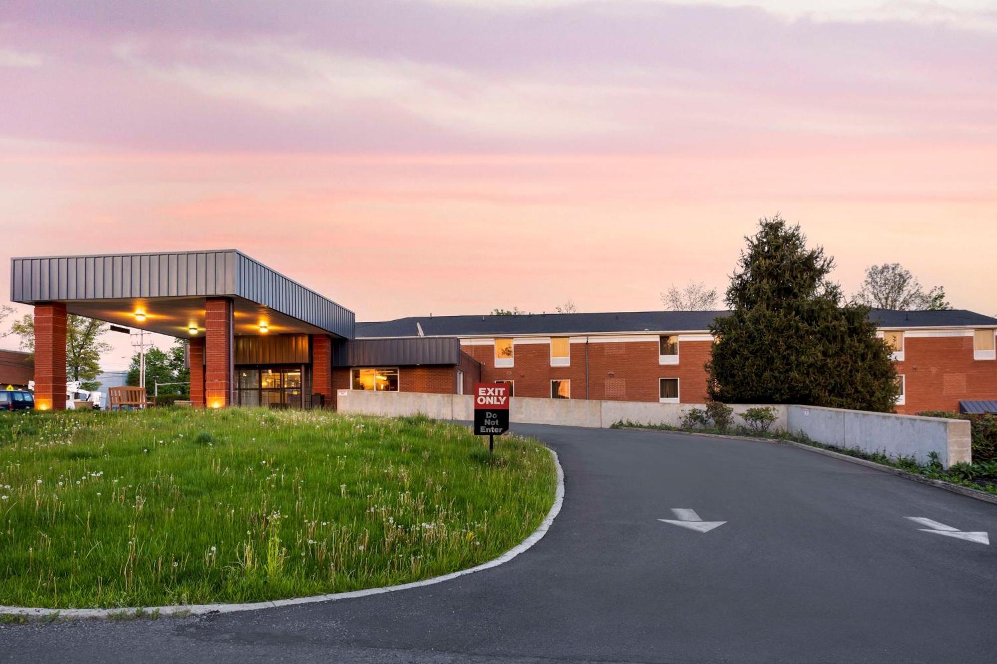 Best Western Dubois Hotel Exterior photo